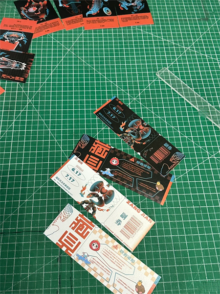 燈箱布與寫真布、噴繪布怎么區(qū)分？